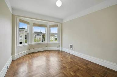 Main picture of 735 Waller St
