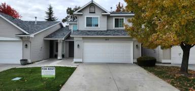 Main picture of 4617 N Carlsbad Way