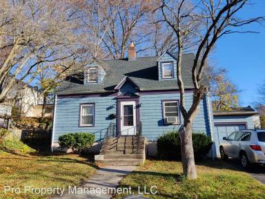 Main picture of 155 Lakeview Ter