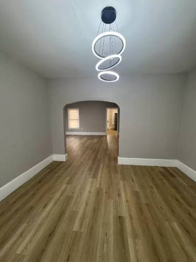 Main picture of 27 Main St