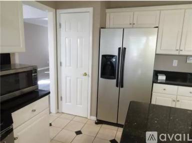 Main picture of 6525 Ganton Dr