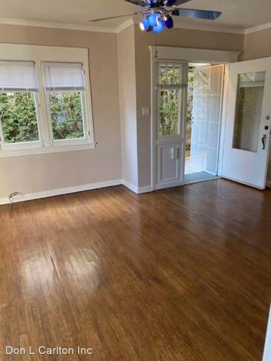 Main picture of 922 Poli St