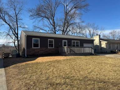 Main picture of 7613 Teal St