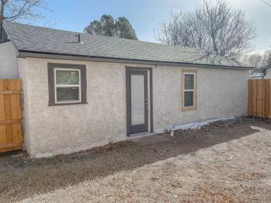 Main picture of 1910 22nd St