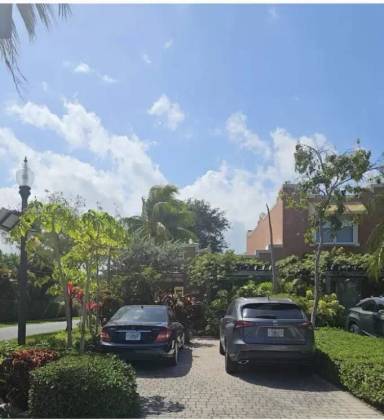 Main picture of 701 NW 1st Ave