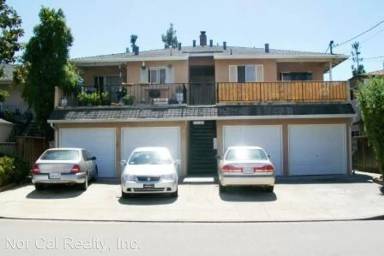 Main picture of 3447 Redwood Ct