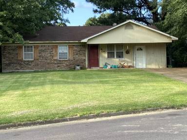 Main picture of 1744 Springfield Cv