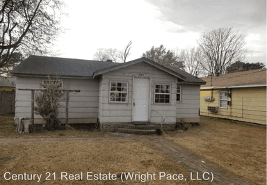 Main picture of 705 Lake St