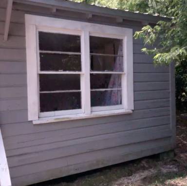 Main picture of 112 Grape St