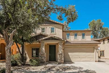 Main picture of 21160 E Munoz St