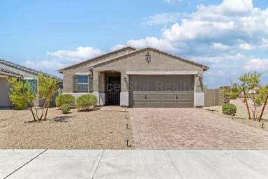 Main picture of 1304 S 223rd Ln