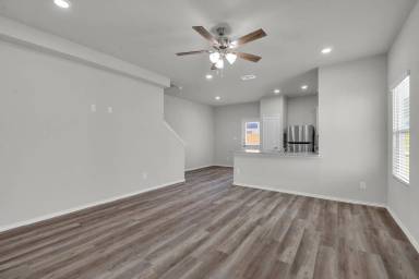 Main picture of 8915 FM 1560 N