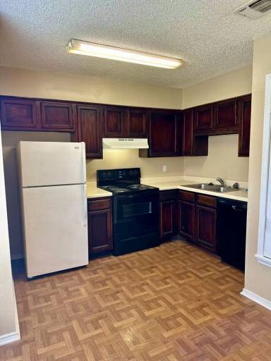 Main picture of 10533 Starcrest Dr