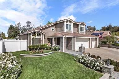 Main picture of 5915 Camino Claro