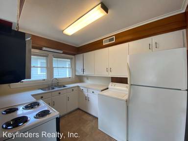 Main picture of 2632 Hundred Oaks Ave