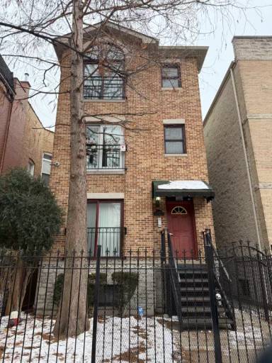 Main picture of 2707 W Warren Blvd