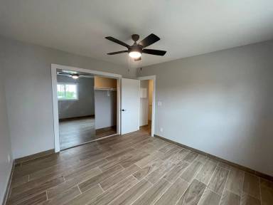Main picture of 14700 Hubbard St