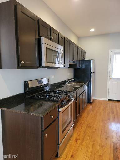 Main picture of 1940-48 W Lawrence Ave & 4806-12 N Winchester Ave