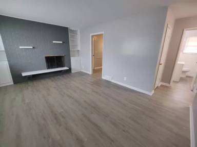 Main picture of 7205 Raytown Rd