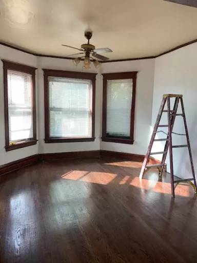 Main picture of 500 N LeClaire Ave