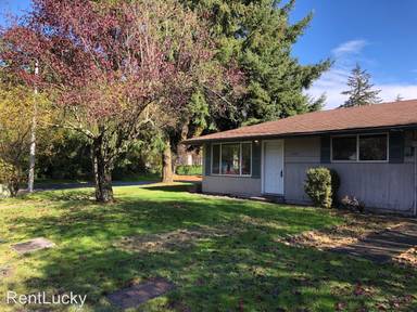 Main picture of 11603 Yakima Ave S