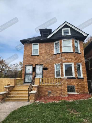 Main picture of 4622 Vancouver St