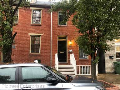 Main picture of 512 S Washington St