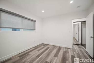 Main picture of 1352 W 36th St
