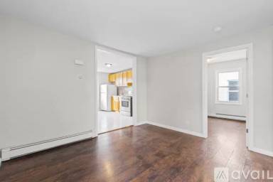 Main picture of 170 Mapes Ave