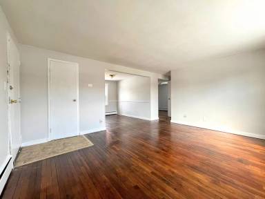 Main picture of 48 Linda Dr