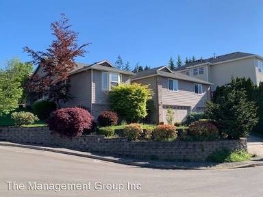 Main picture of 1405 NW Gregory Dr