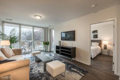 Main picture of 1325 N Wells Apartments