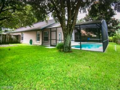 Main picture of 889 River Boat Cir
