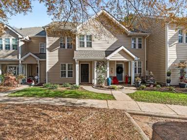 Main picture of 9225 Kings Canyon Dr