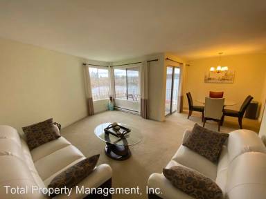 Main picture of 9030 Seward Park Ave S