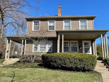 Main picture of 88 W North Broadway St