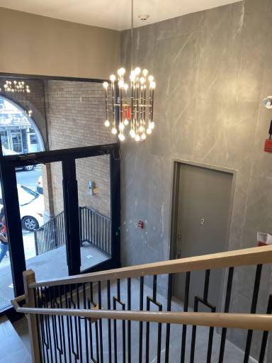 Main picture of 29 Broadway