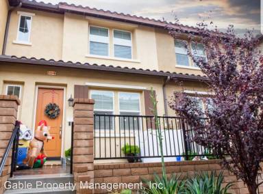 Main picture of 28696 Jardineras Dr