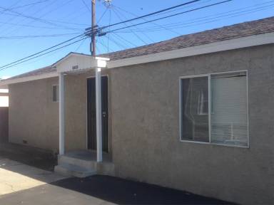 Main picture of 3830-3832 W. 118th - 3832 C