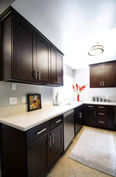 Main picture of Golden Oaks Apartments