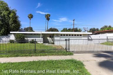 Main picture of 2969 Jane St