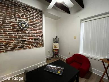 Main picture of 36 Magdalene St