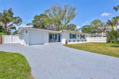 Main picture of 4321 Sunrise Dr S