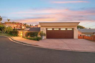 Main picture of 1177 Avenida Amantea