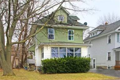 Main picture of 205 Ravenwood Ave