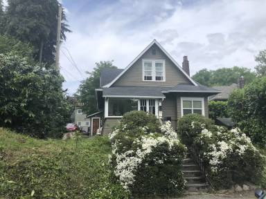 Main picture of 5619 16th Ave NE