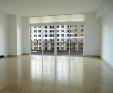Main picture of Carbonell Brickell