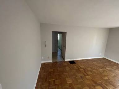 Main picture of 107 N Hampton Rd