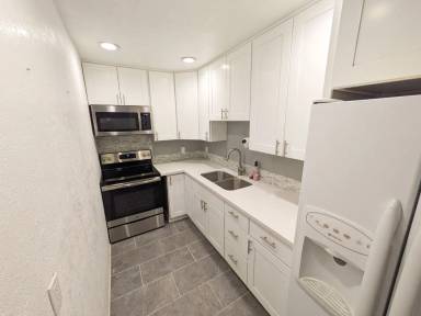 Main picture of Palm Springs View Apartments