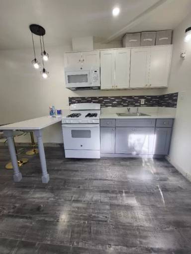 Main picture of 15381 Monterey Ave